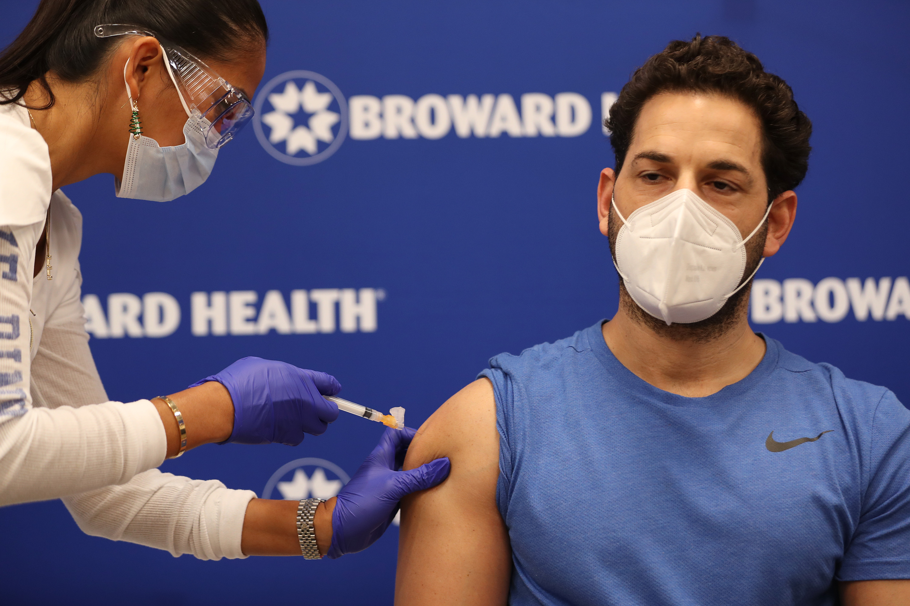 Un millón de estadounidenses se vacunaron contra el Covid-19
