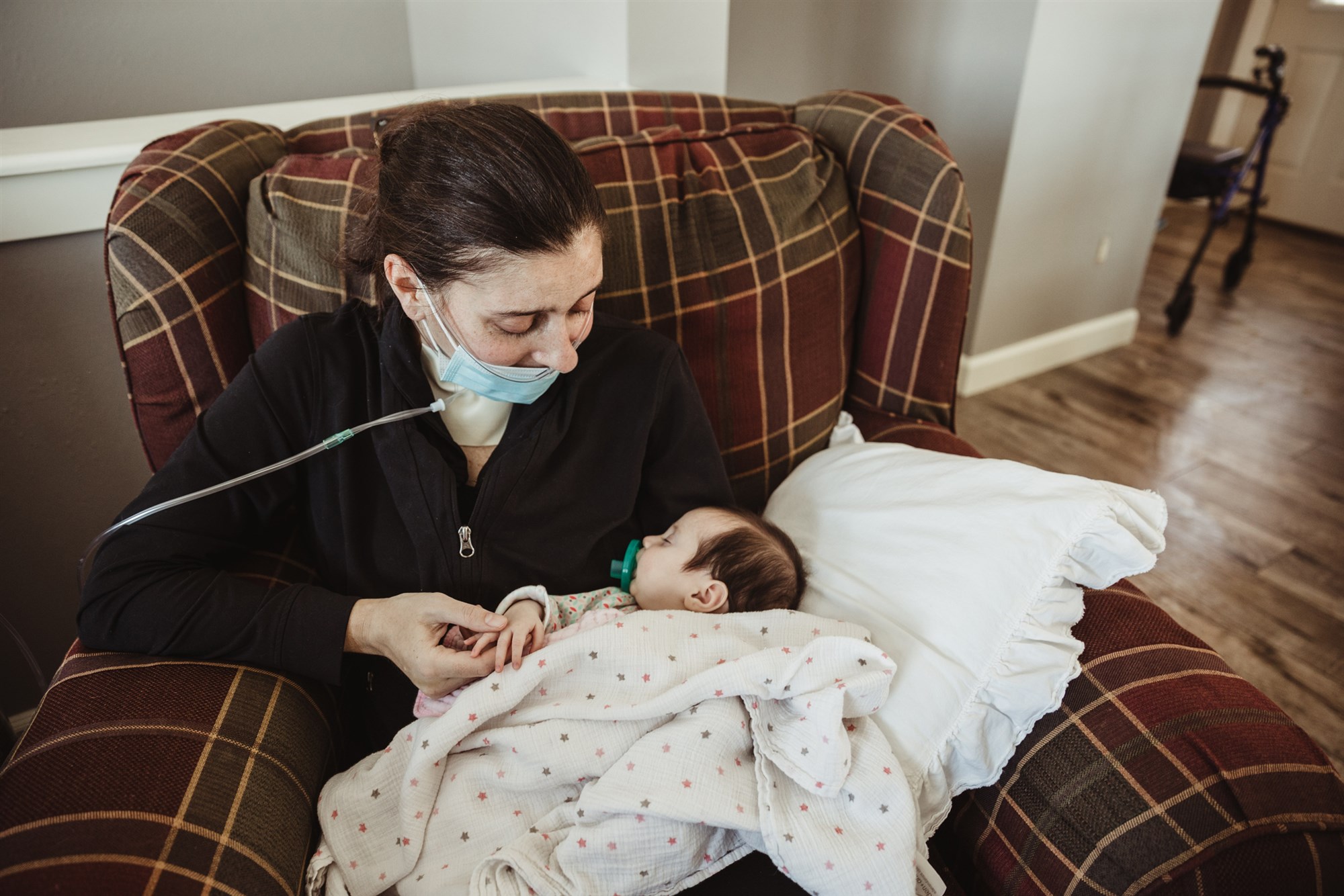 Mujer que dio a luz mientras estaba en coma por Covid-19 en Wisconsin conoció a su bebé