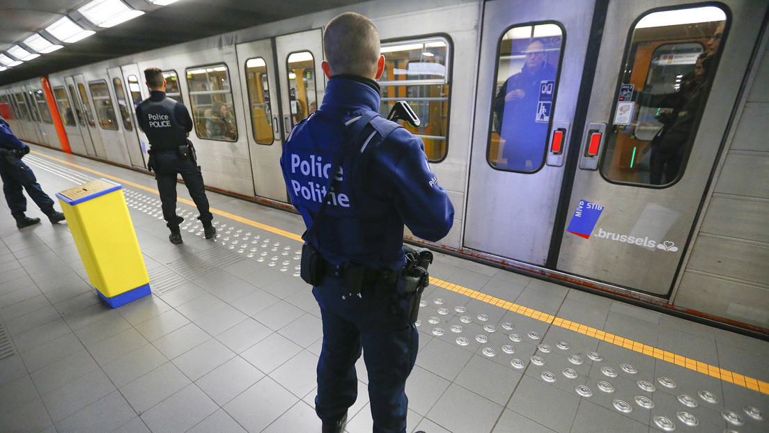 Atacante armado con cuchillo deja varios heridos en el metro de Bruselas