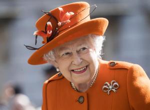Isabel II planea incorporar un nuevo asesor que defienda la diversidad en la monarquía