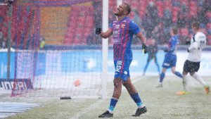 Salomón Rondón debutó en el triunfo del CSKA de Moscú bajo una intensa nevada
