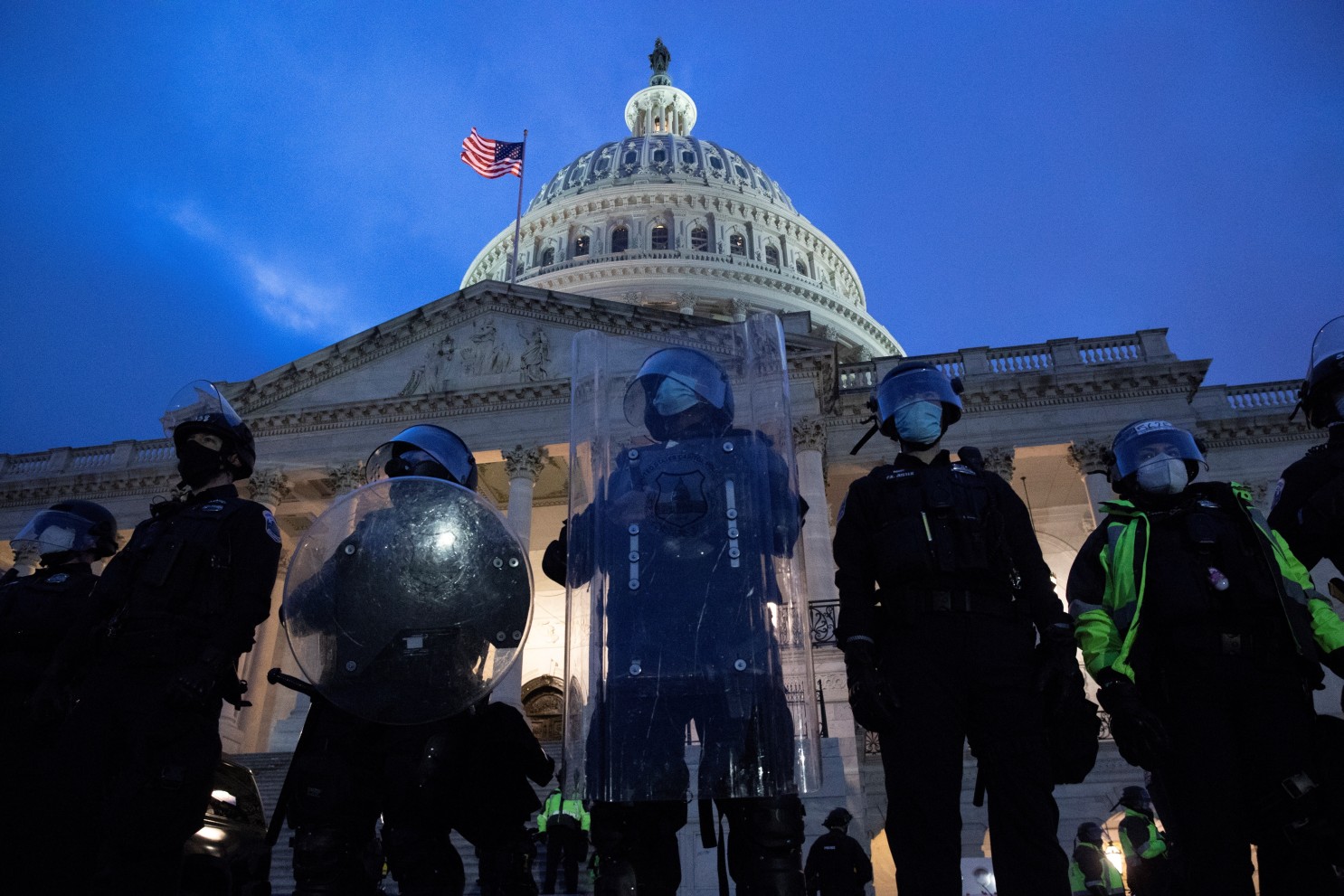 Legisladores de EEUU rindieron homenaje al oficial que murió en los disturbios del Capitolio