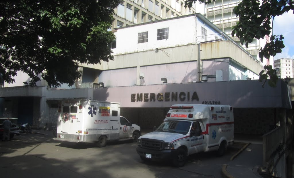 Denunciaron que tanque de oxigeno del hospital Los Magallanes de Catia se congela (Video)