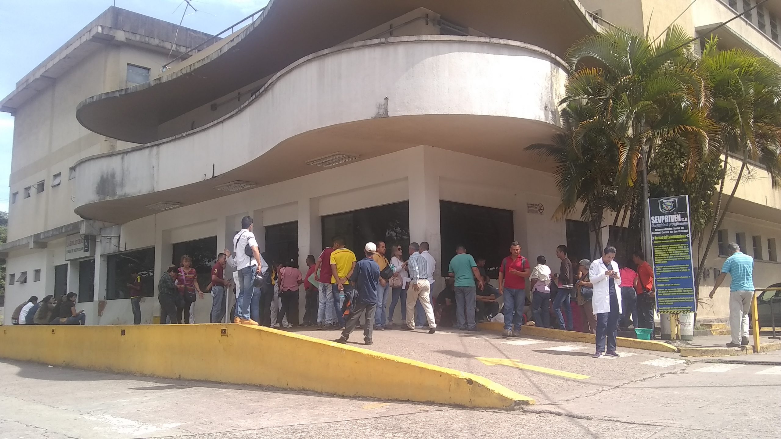 Encuentran cadáver de un recién nacido en contenedor de basura en el Hospital Central de Táchira