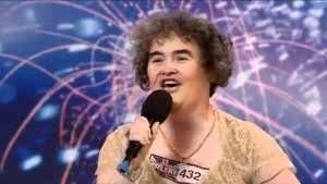 La nueva vida de Susan Boyle, la mujer que emocionó al mundo con su voz y terminó en un psiquiátrico