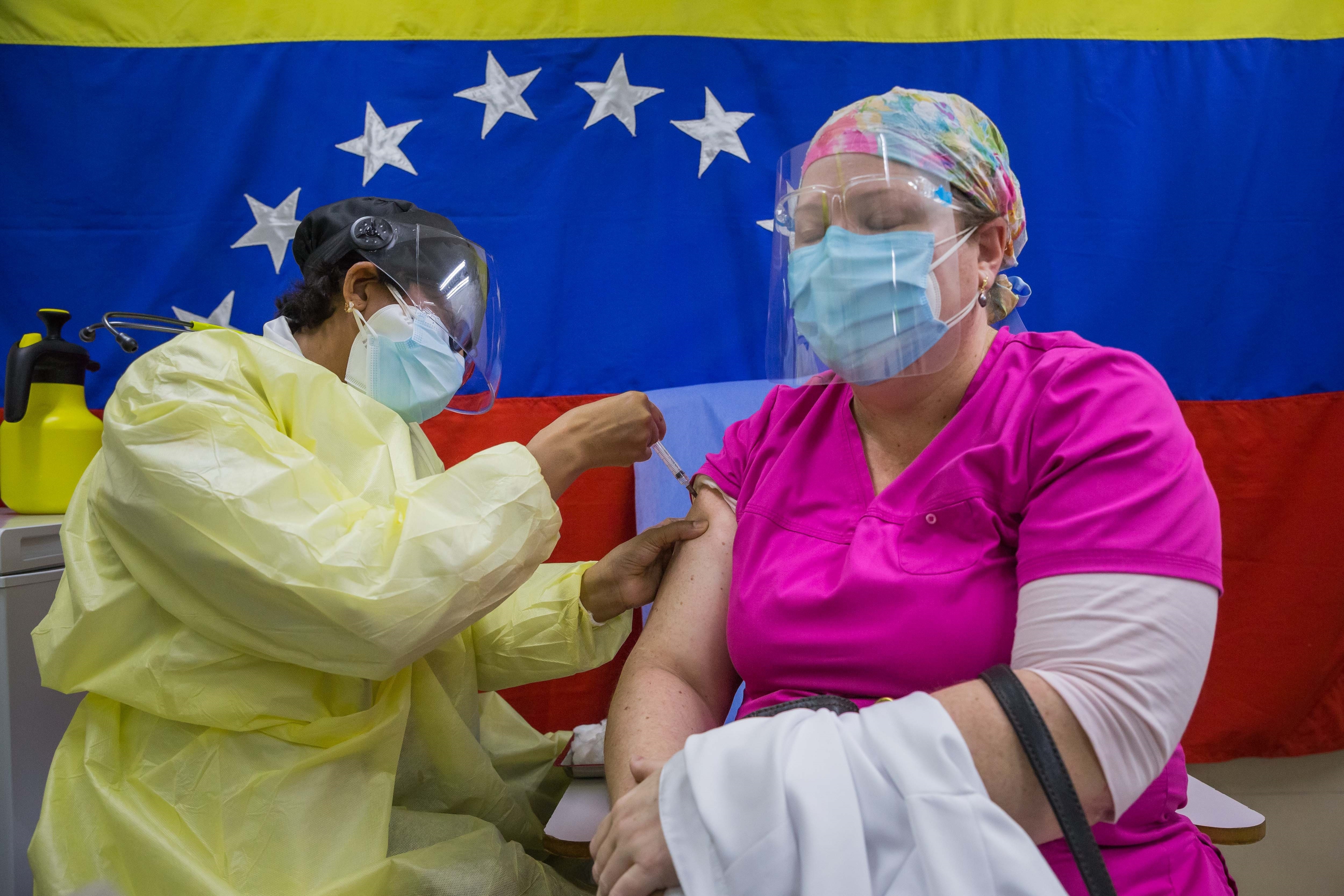 Sociedad Venezolana de Infectología aclaró dudas sobre las vacunas antiCovid y sus efectos secundarios