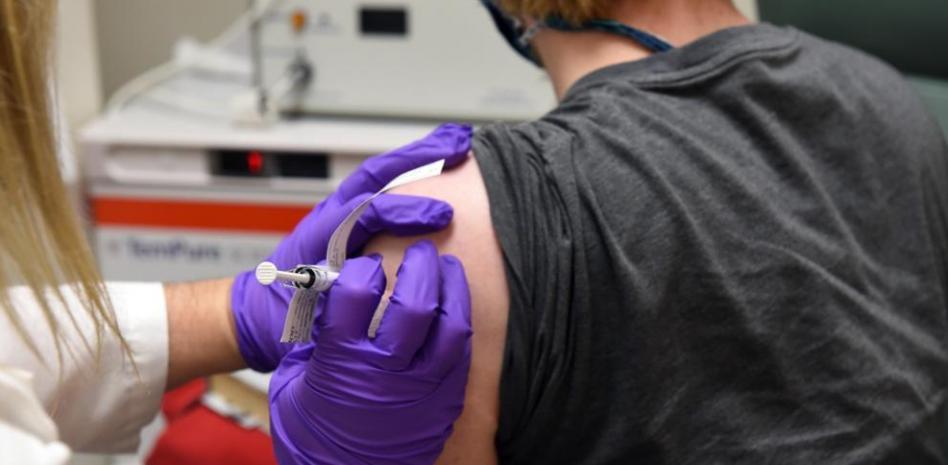 Inició el primer sorteo de 40,000 dólares entre vacunados contra Covid-19 en Maryland