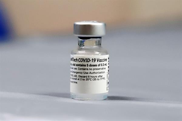 Canadá aprueba el uso de la vacuna contra el Covid-19 de Pfizer en menores de 12 a 15 años