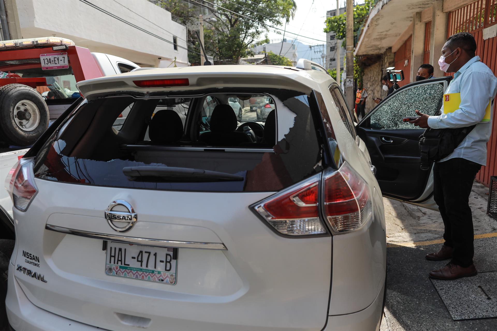Tirotearon el vehículo en el que se desplazaba un candidato a la alcaldía de Acapulco