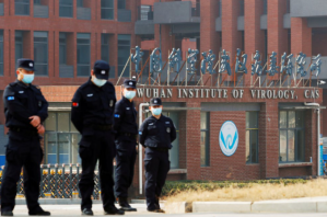 Ex investigador del régimen chino admite que el Covid pudo haberse fugado de un laboratorio