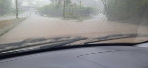 Inundados varios tramos de la Carretera Panamerica tras fuertes lluvias #4May (Imágenes)