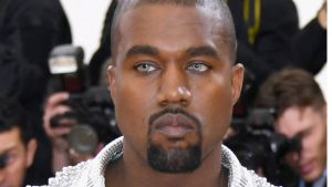 Kanye West reapareció en la última temporada de las Kardashian
