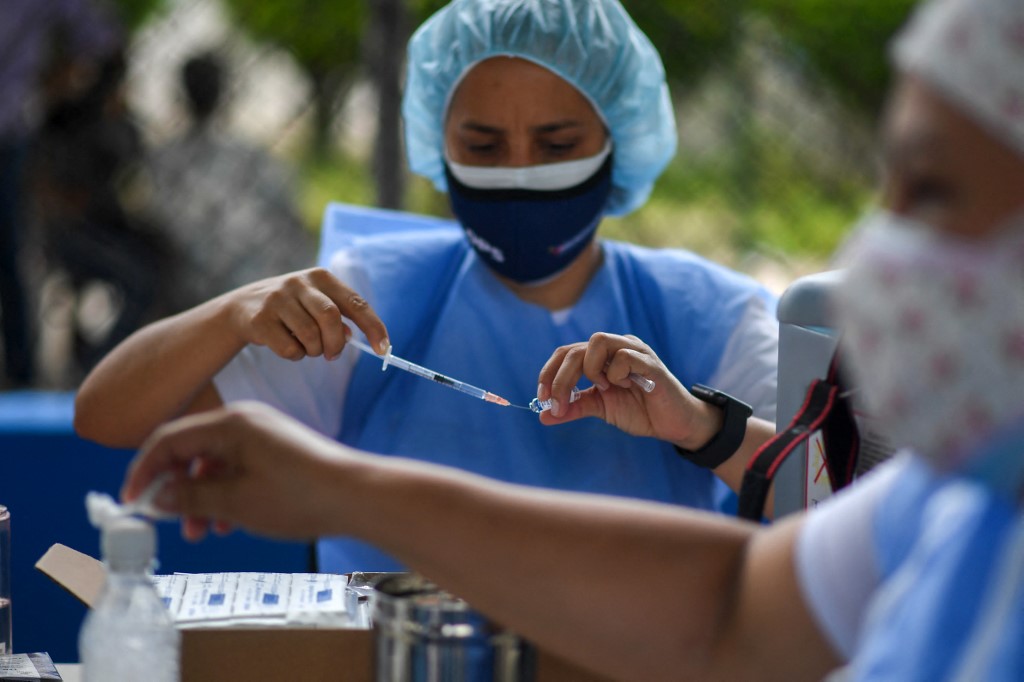 Solo una de cada cinco personas está vacunada en Latinoamérica, según la OPS
