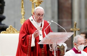 El papa Francisco pide la renovación de la Iglesia y la sociedad en América Latina