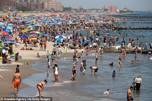 Emiten alerta por severa ola de calor en Nueva York