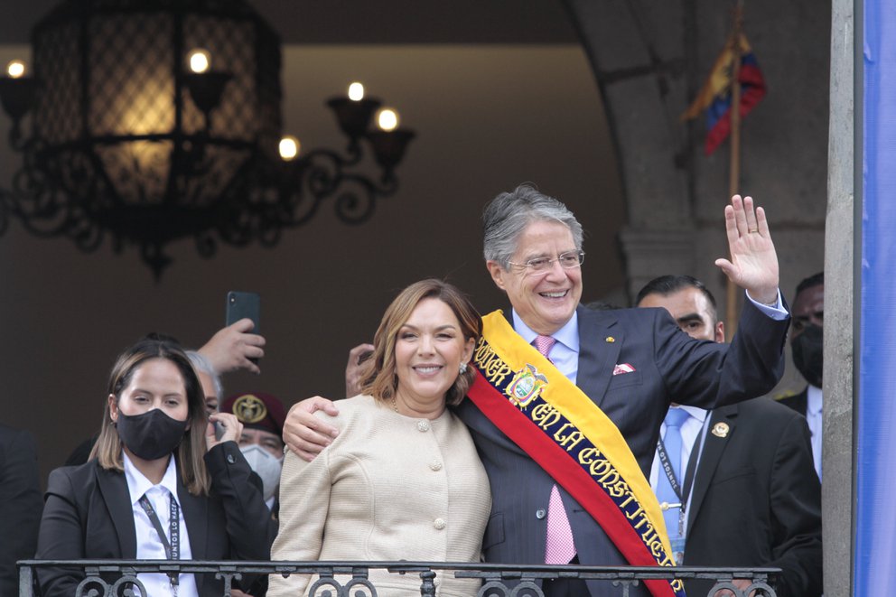 Presidente de Ecuador viajó a EEUU para someterse a una intervención quirúrgica