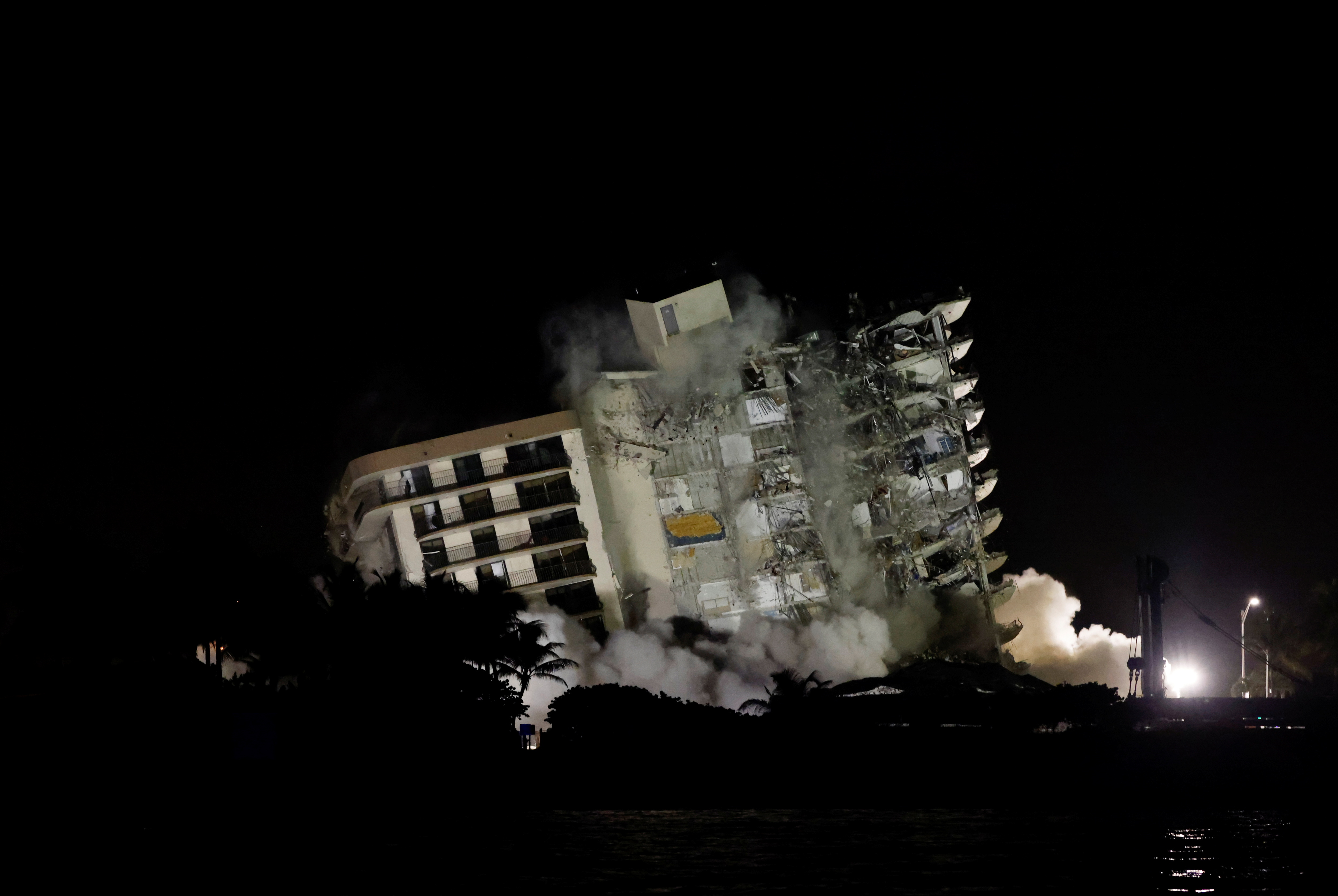 Gran jurado acordó investigar el colapso del edificio en Miami