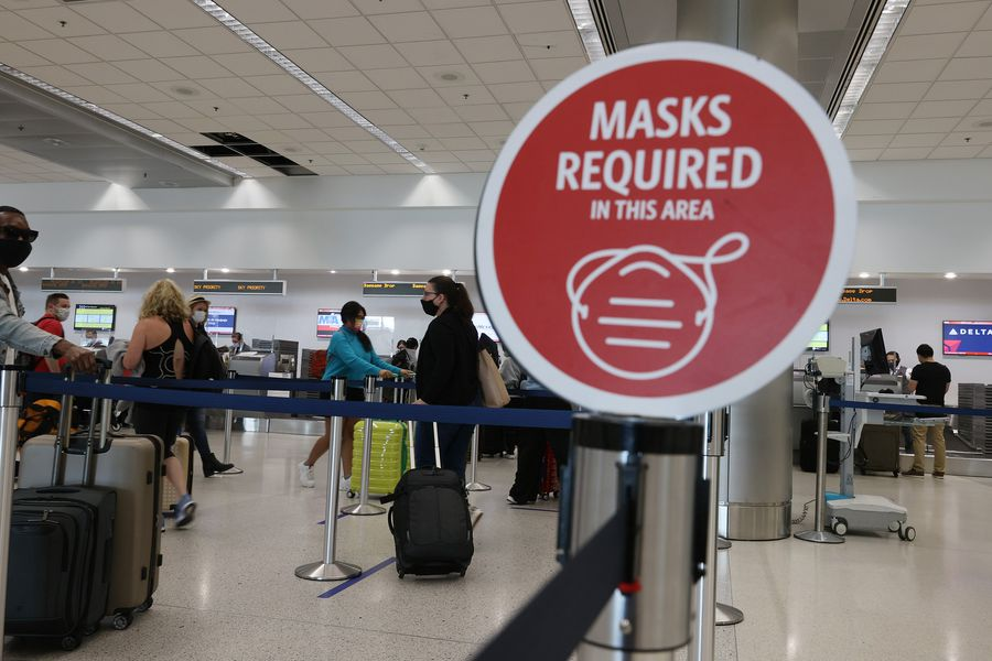 EEUU mantiene restricciones a viajes internacionales por variante Delta (Video)