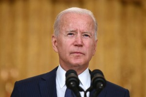 Biden prometió colaboración internacional para apoyar al pueblo afgano