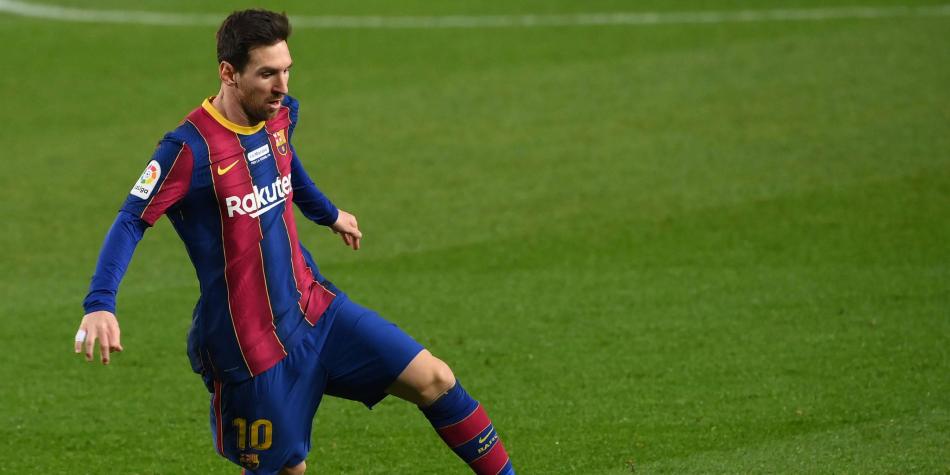 Socios del Barcelona interponen demanda para evitar que se vaya Messi