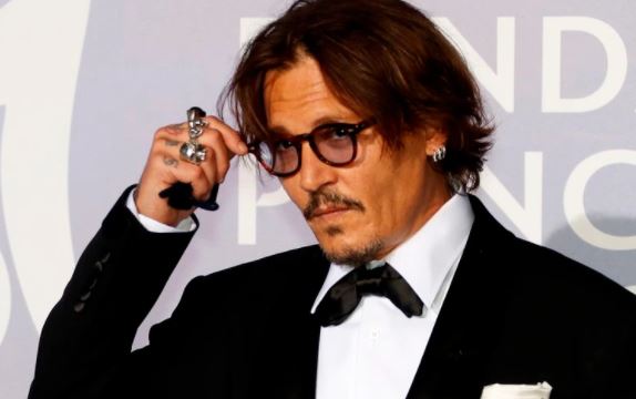Pequeña victoria judicial para Johnny Depp en demanda contra su exesposa Amber Heard