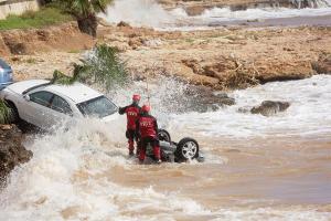Las fuertes lluvias causan inundaciones y daños millonarios en España