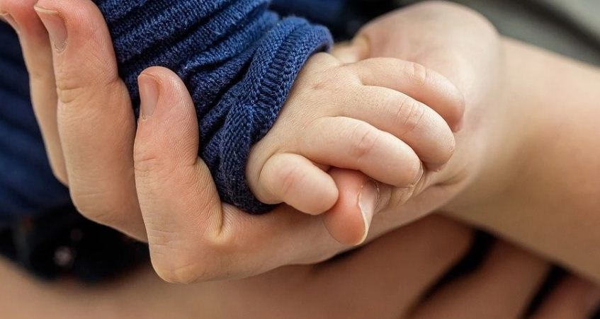 “Para cumplir con todos sus pecados”: Mató a puñaladas a su bebé de cinco meses en Nueva Jersey