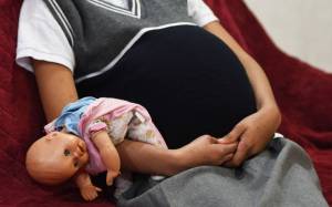 Expertas advierten que embarazo adolescente en Latinoamérica sigue en alza