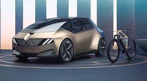 ¡DE LOCOS! El prototipo eléctrico del nuevo BMW “versión circular” (VIDEO)