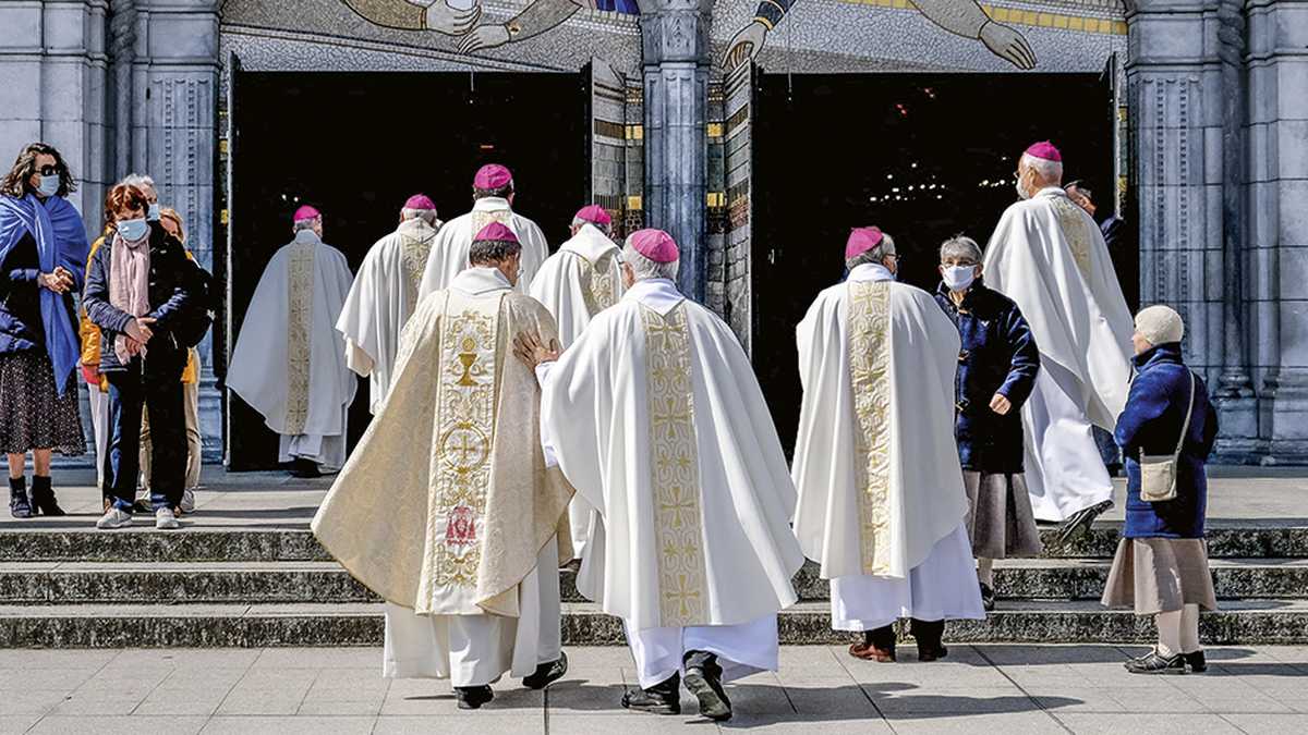 La iglesia francesa analiza bajo presión cómo indemnizar los casos de pederastia