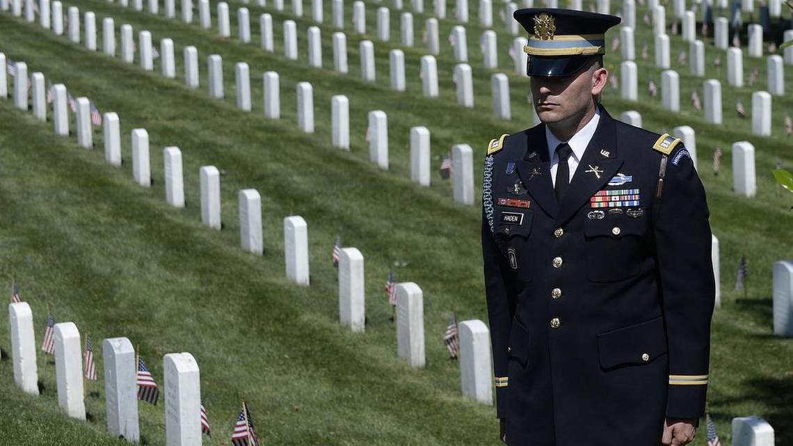 Tumba del Soldado Desconocido en EEUU abierta al público por primera vez en 73 años