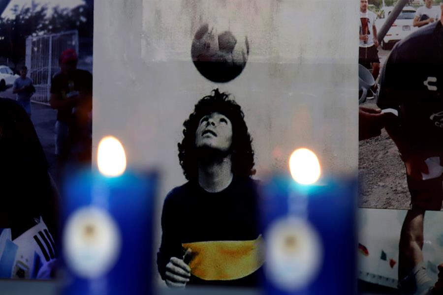 Diego Maradona, un “santo popular” para sus seguidores tras un año de su muerte