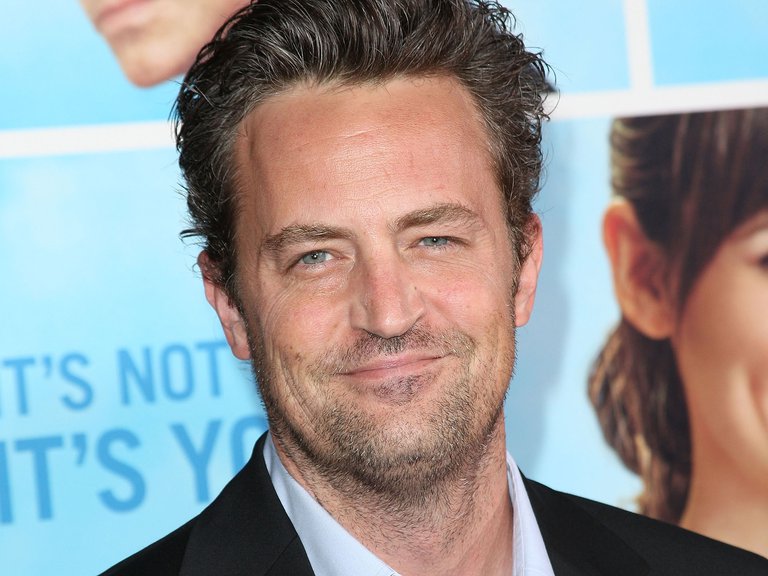 Matthew Perry se sincera sobre sus adicciones y los problemas que sufrió en “Friends”