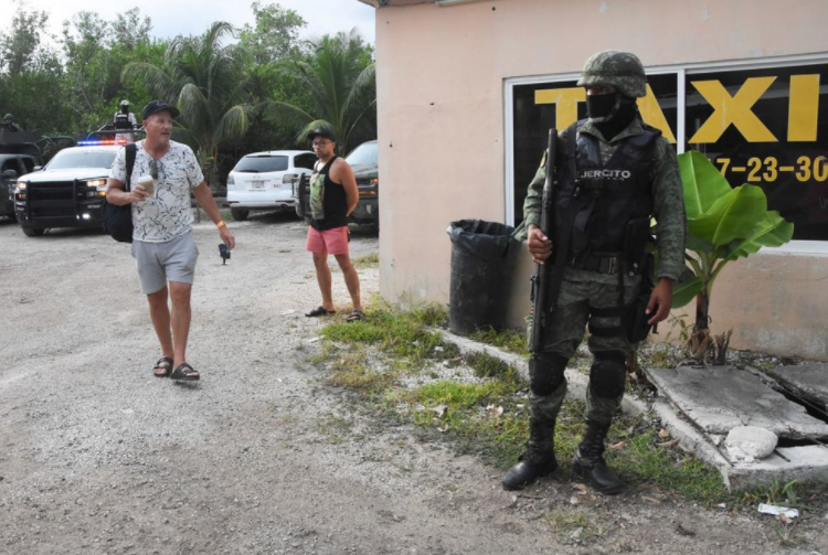 Sombra del Cártel de Sinaloa amenaza el turismo en el paraíso de Quintana Roo