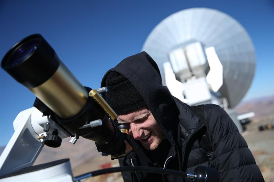 Un eclipse total de sol, casi exclusivo para los científicos este #4Dic