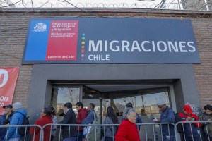 Regresar o quedarse en el exterior: las dos caras de la migración venezolana en Chile