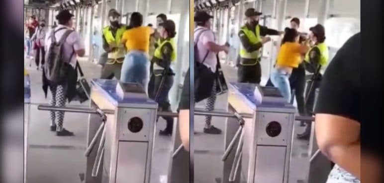 Capturaron a dos venezolanas por agredir a una auxiliar de policía en una estación de Metro en Colombia (Video)