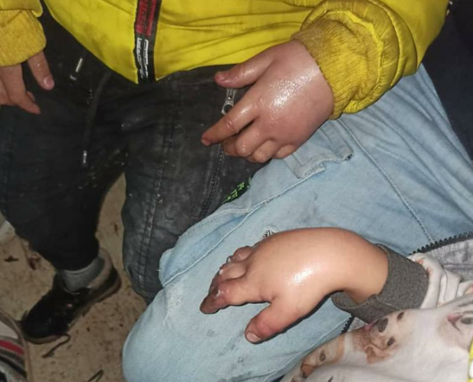 Desgarrador: Murió de frío para salvar a sus hijos mientras intentaba cruzar la frontera entre Irán y Turquía (FOTOS)