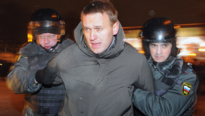 La UE pide liberación inmediata de Navalny un año después de su detención