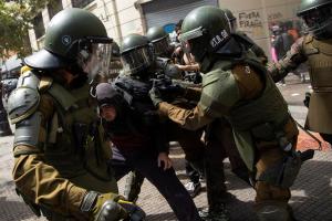 HRW advirtió que Policía chilena todavía necesita cambios sustanciales en sus protocolos