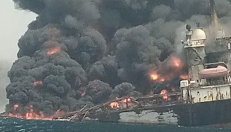 Explosión de una gran plataforma petrolera nigeriana deja 10 desaparecidos