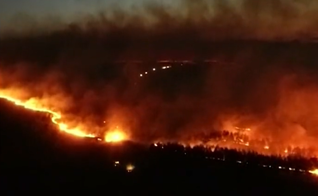 “Esto está desbordado”: Los incendios avanzan sin control en Argentina (Videos)