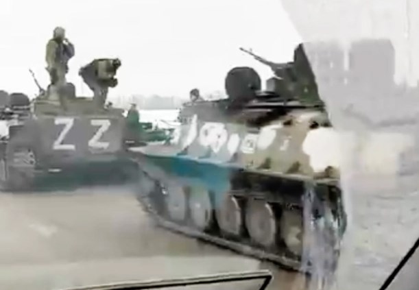 Conflicto inminente: Significados escalofriantes detrás de una marca en tanques de guerra rusos