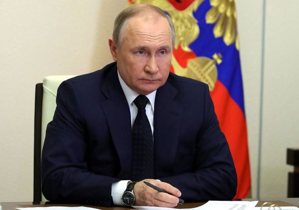 Putin exige impulsar la industria aeronáutica rusa en respuesta a sanciones