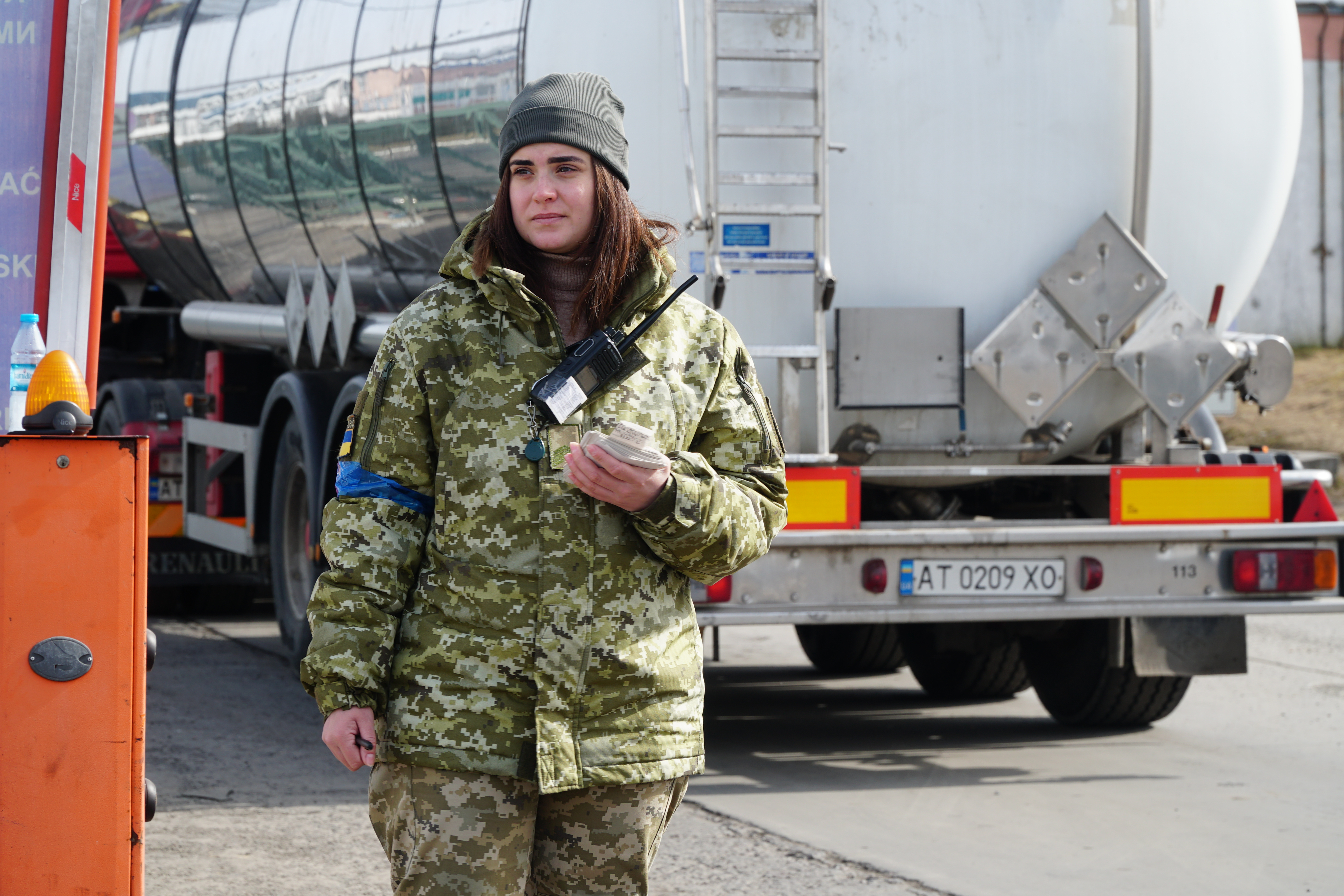 Desaparece el transporte de mercancías en Ucrania: solo entra ayuda humanitaria