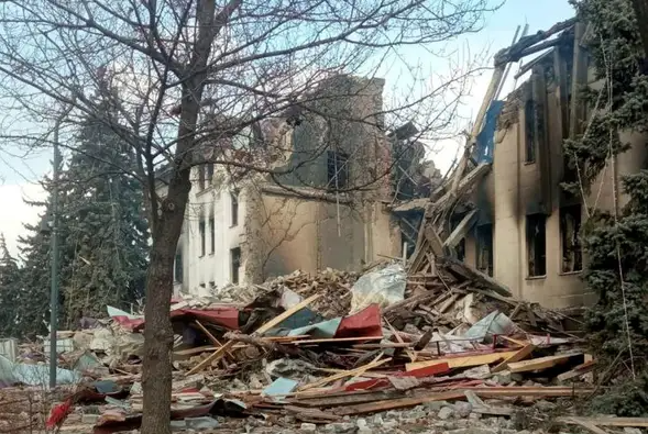 Más de 700 personas han muerto en ciudad ucraniana de Chernígov desde el inicio de la invasión rusa