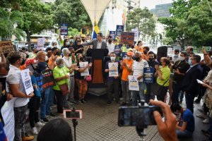 Guaidó: Las sanciones son el mecanismo del mundo libre para hacer responsables a los dictadores (VIDEO)