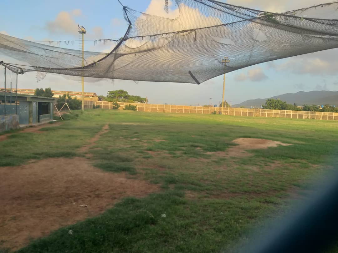 ¡Total abandono! Alcalde basquetbolista no atiende instalaciones deportivas del municipio García en Margarita