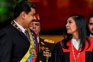 Maduro le cayó a elogios a Gladys Gutiérrez por presidir el TSJ más rojito de los últimos años