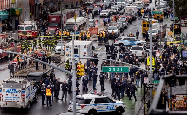 Cámara de vigilancia captó a Frank James justo antes de abrir fuego en el metro de Nueva York